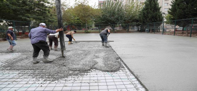 Bayraklı'da Basketbol Sahaları Yenileniyor