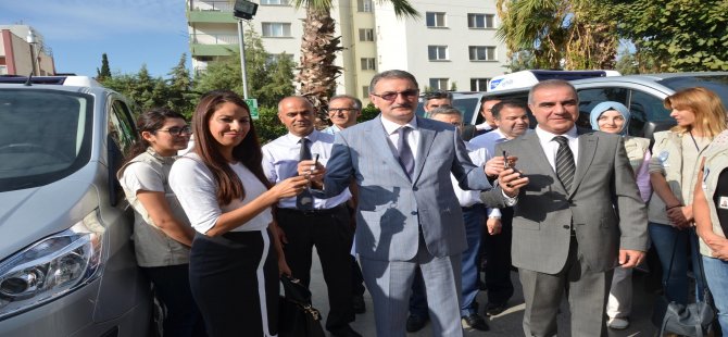 İzmir Gıda Kontrol Hizmetleri’ne Tam Donanımlı 2 Yeni Araç