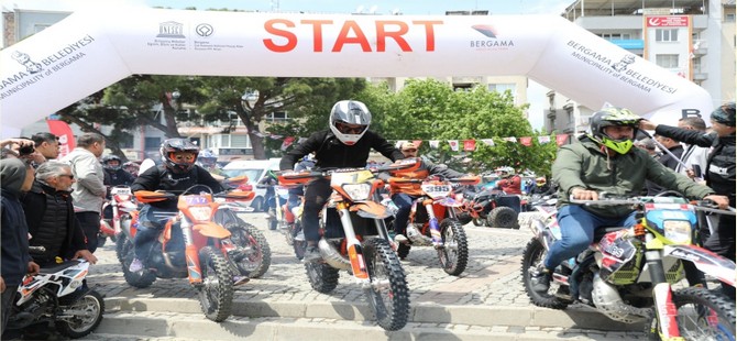 Türkiye Enduro ve ATV Şampiyonası 1. Ayak yarışları Bergama'da start aldı