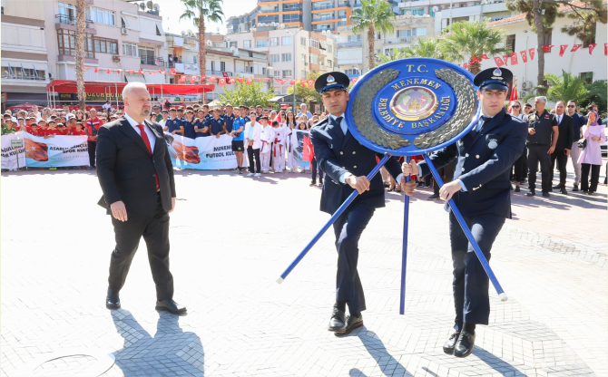 Menemen’de Kurtuluş Coşkusu