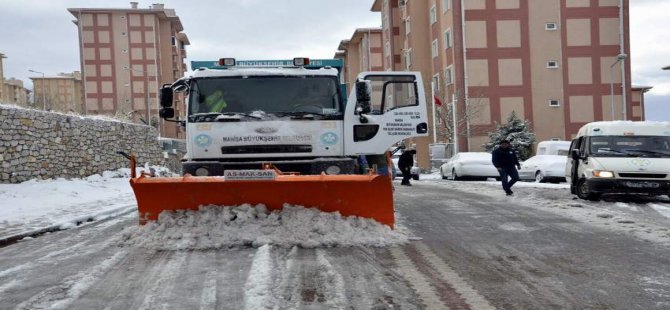 Akhisar’da Kar Çalışmaları