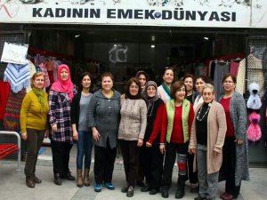 Bayraklı'nın Emekçi Kadınları