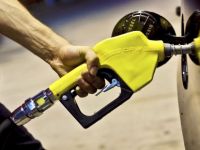 Petrol Fiyatlarına Tavan Fiyat Uygulanmalı