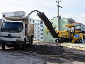 Asfaltlama Çalışmaları Fatih Caddesi’nde Devam Ediyor