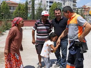 İnsanlık Ölmemiş Dedirten İşçiye Ödül