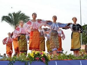 İzmir’de Balkan Havası